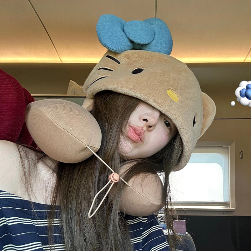 Travel Accessories In Train - Hello Kitty Hooded Pillow Neck Protector