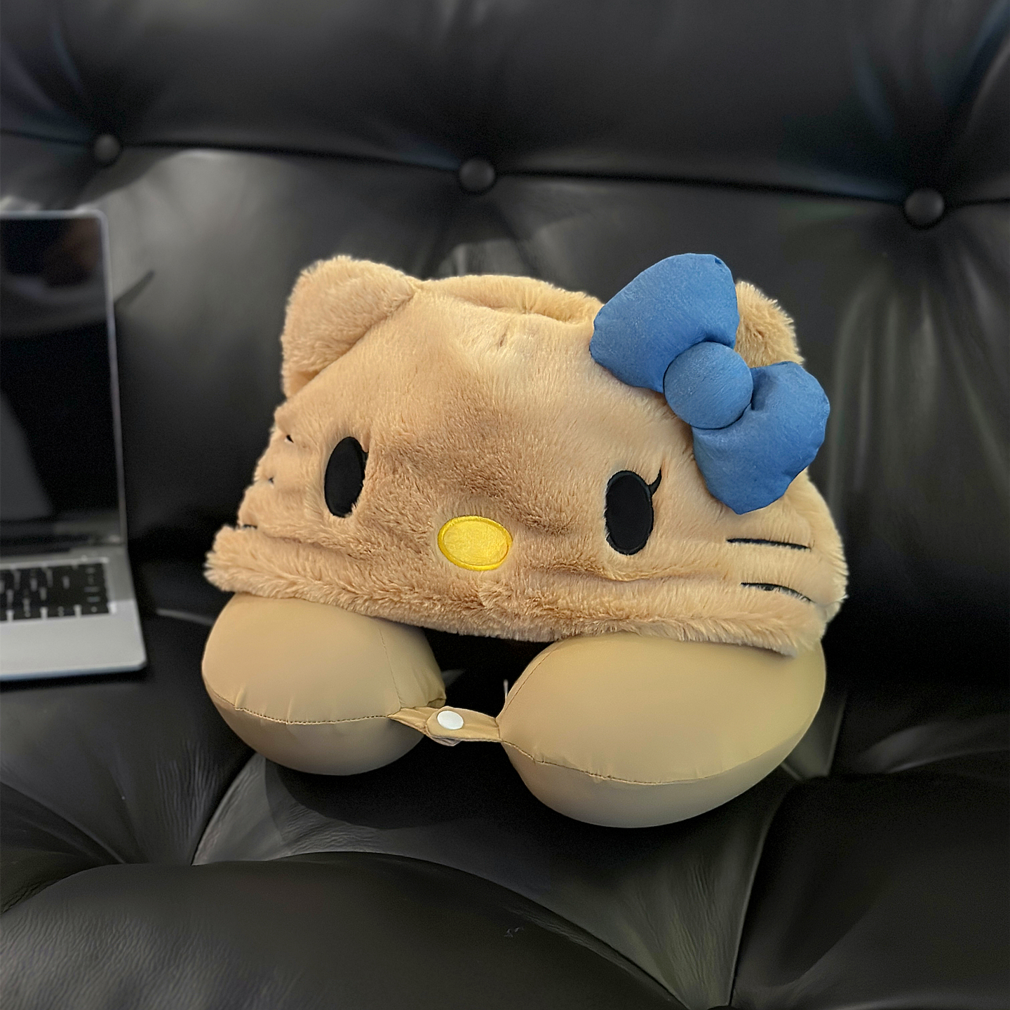 Hello Kitty Hooded Pillow Neck - Travel Accessories In Train avis et prix